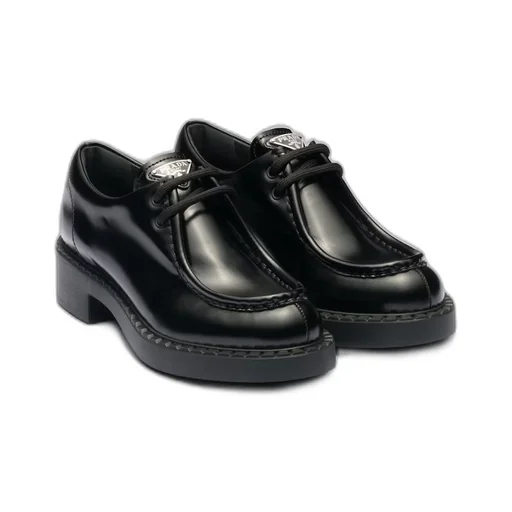 Brushed leather lace-up shoes