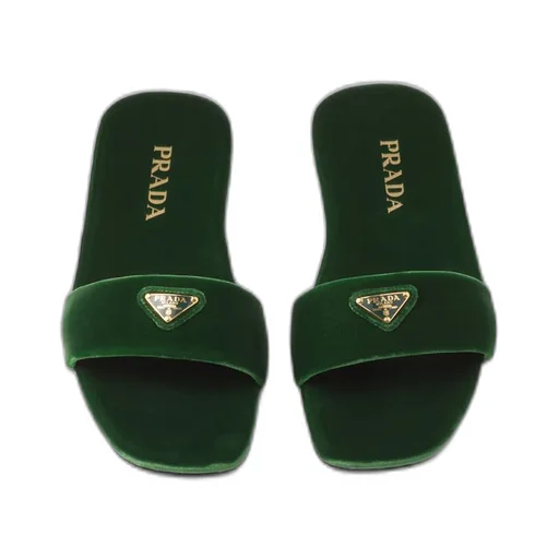 Flat velvet slides