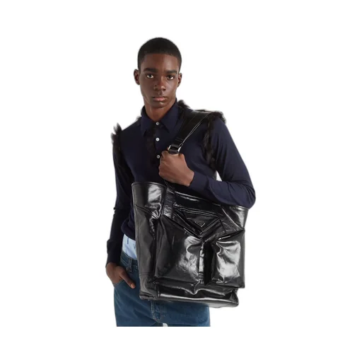 Leather tote