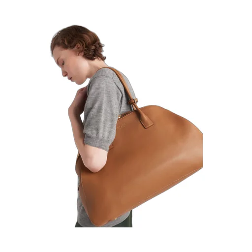Large leather tote bag with zipper closure