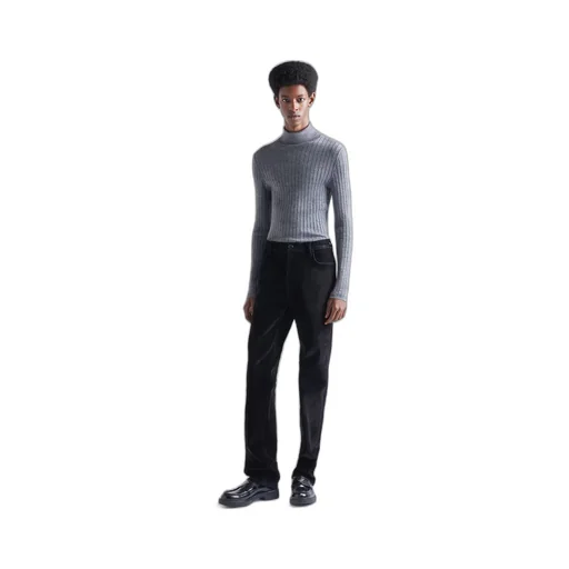Cashmere turtleneck