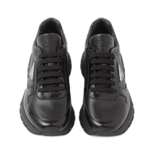 Leather sneakers