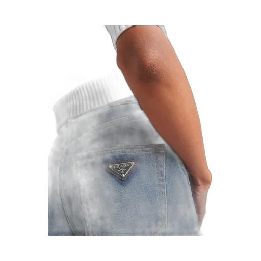 High-waisted denim jeans