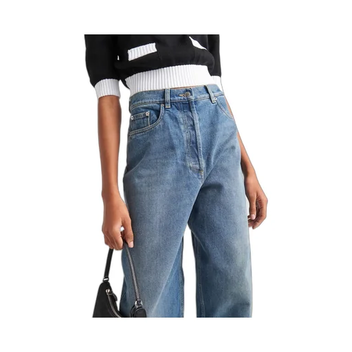 High-waisted denim jeans