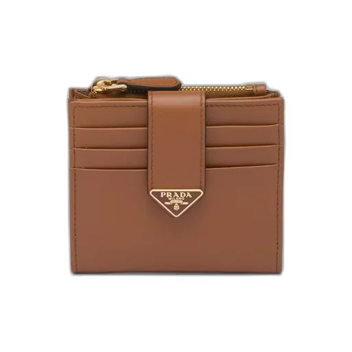 Small leather wallet