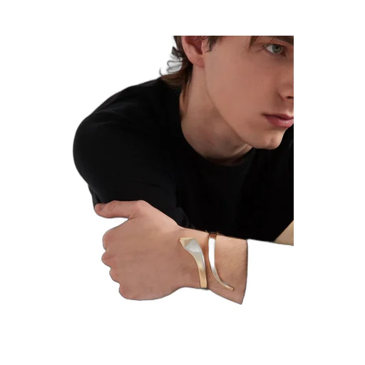 Eternal Gold snake bracelet in yellow gold