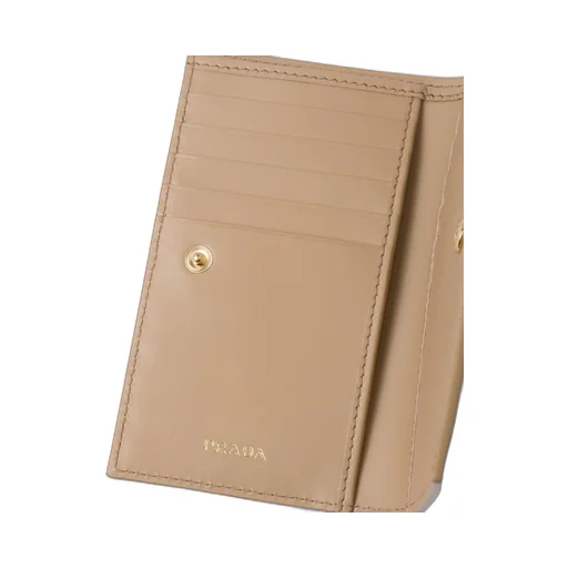 Small leather wallet