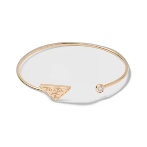 Eternal Gold bangle bracelet in yellow gold with diamond
