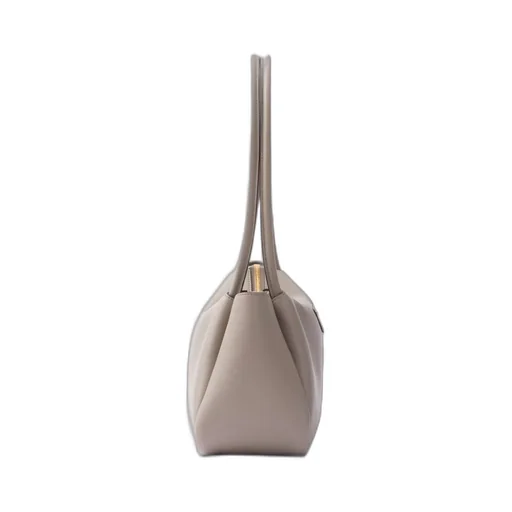 Medium leather handbag