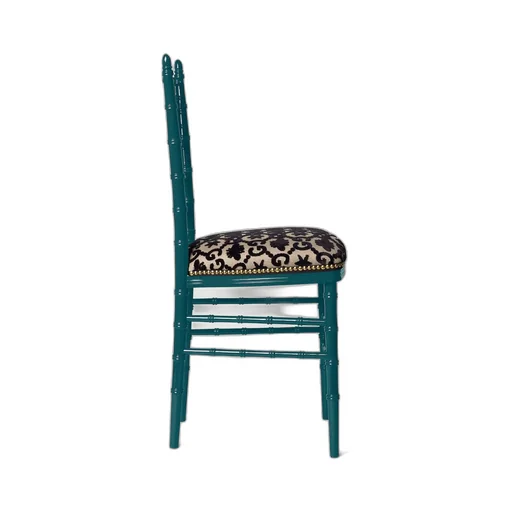 Chiavari chair with GG bees jacquard