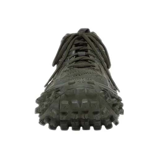 Defender Sneaker