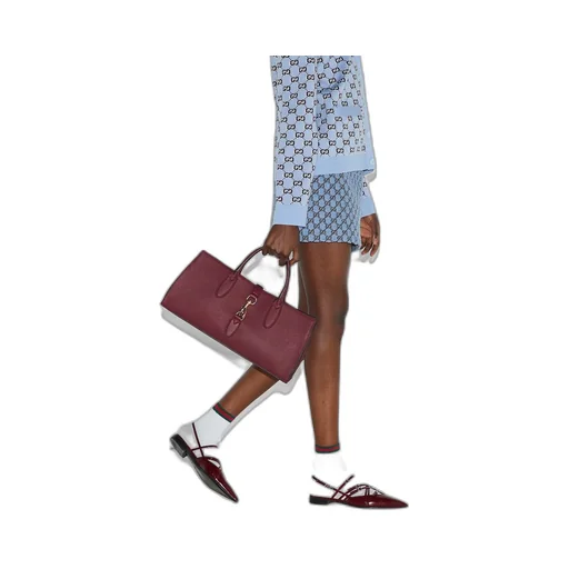 Medium tote bag with hook closure