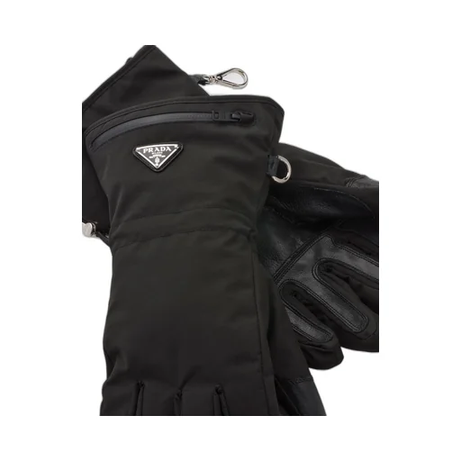 Technical fabric gloves