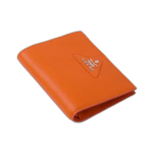 Small leather wallet