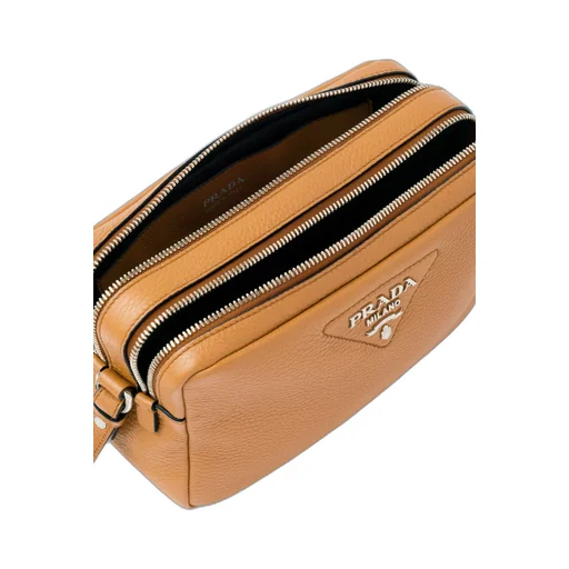 Medium leather bag