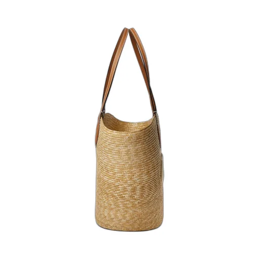 Medium straw tote with Gucci patch
