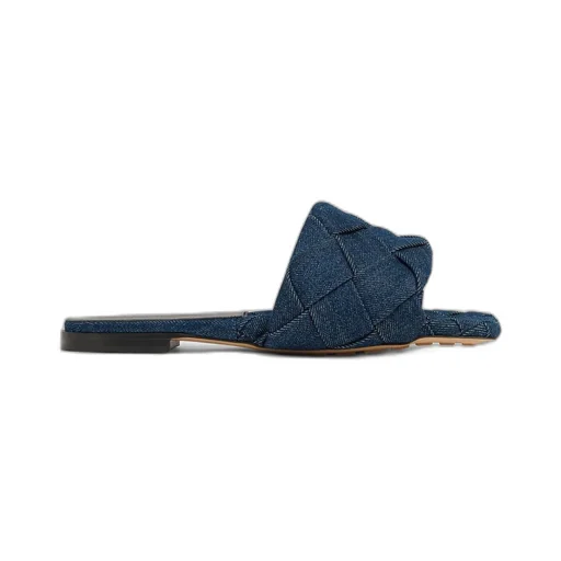 Lido Flat Sandal