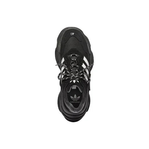 Triple S Sneaker