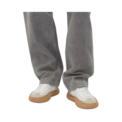 Apollo Sneaker