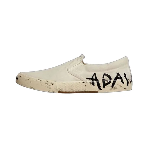 Paris Low Top Sneaker