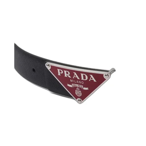 Enameled metal belt buckle