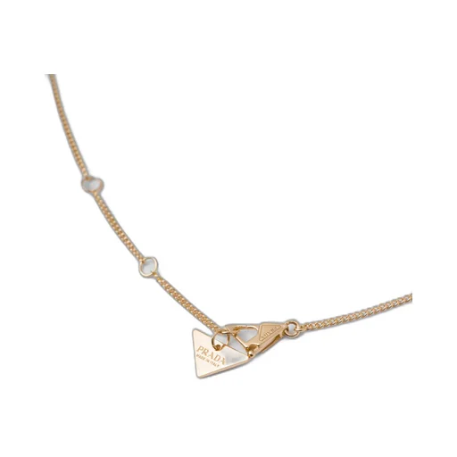 Eternal Gold cut-out pendant necklace in yellow gold