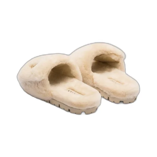 Shearling slides
