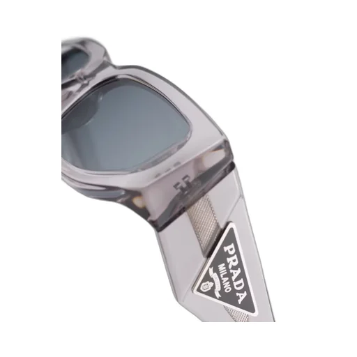 Sunglasses with triangle logo