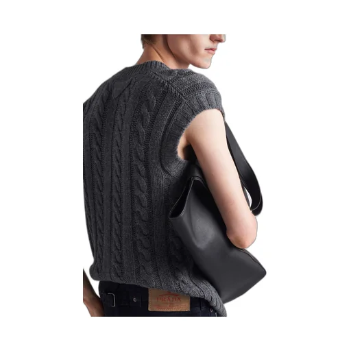 Cashmere vest