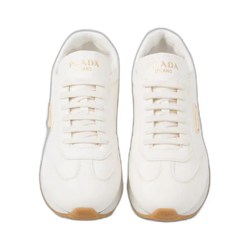 Leather sneakers