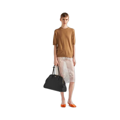 Large leather tote bag with zipper closure