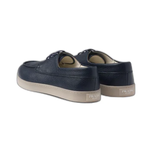 Leather lace-up shoes