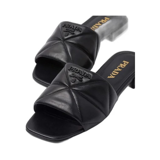 Quilted nappa leather sabots