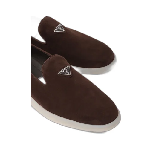 Suede slippers
