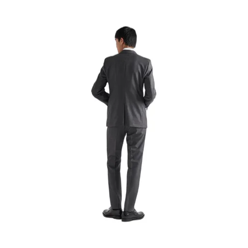Single-breasted wool suit