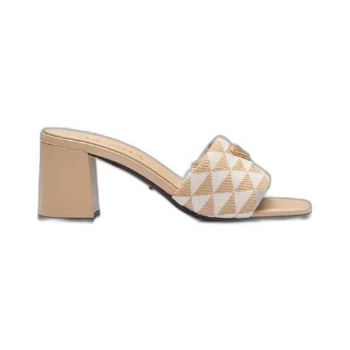 Embroidered fabric sandals