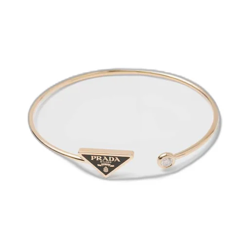 Eternal Gold bangle bracelet in yellow gold with diamond