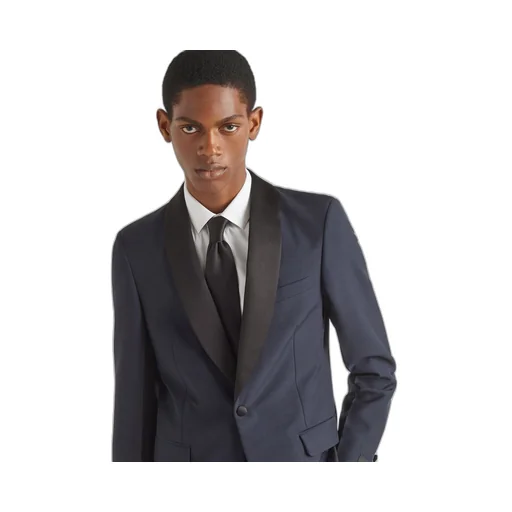 Satin tie