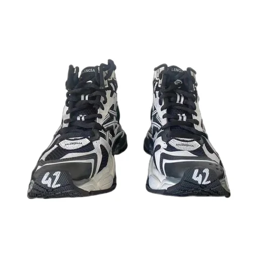 Runner High Top Sneaker