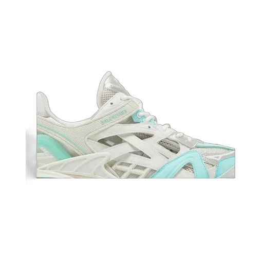 Track.2 Sneaker
