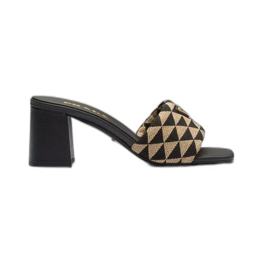 Embroidered fabric sandals