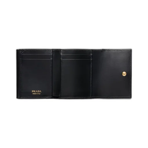 Small leather wallet with triangle motif