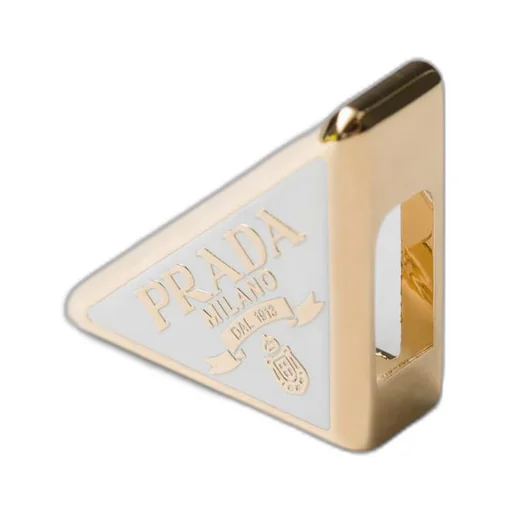 Metal scarf clip