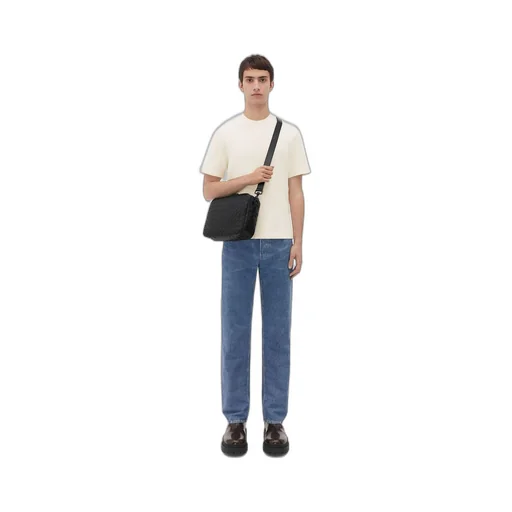 Medium Intrecciato Camera Bag