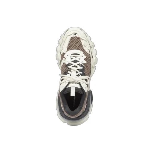Track.3 Sneaker