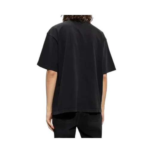 BB Be Different T-Shirt Medium Fit