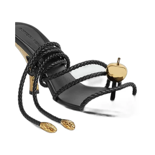 Adam Sandal