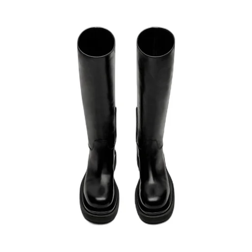 Lug Boot