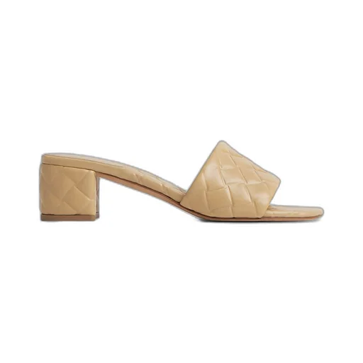 Amy Mule