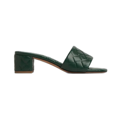 Amy Mule